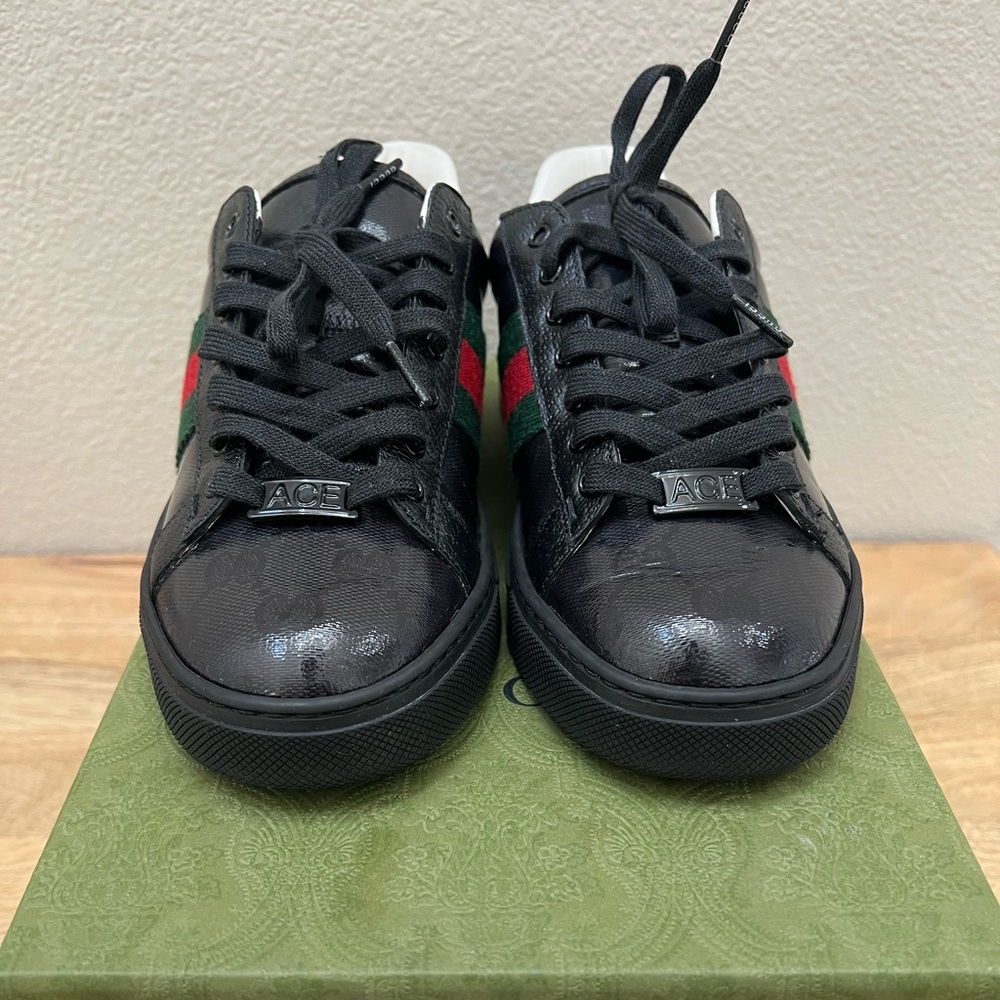 Gucci Ace Black Sneakers with Red and Green Stripes